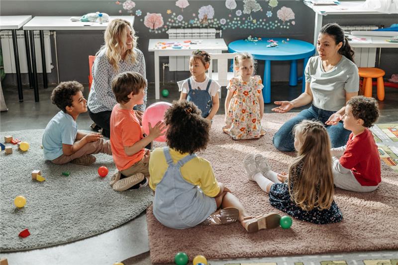Let kids enjoy supervised club activities based on age-appropriate fun